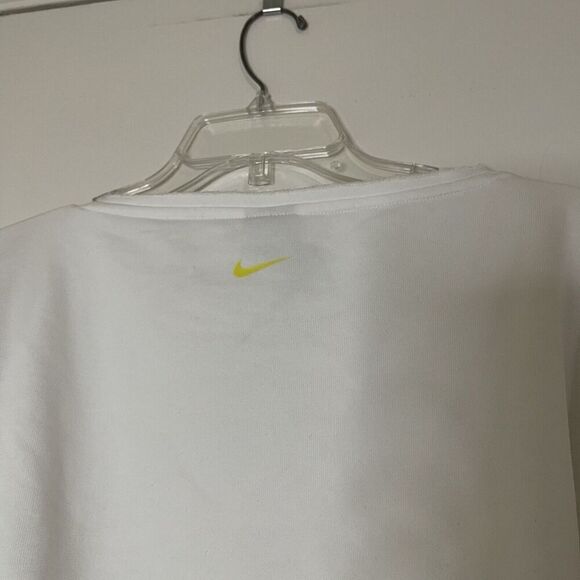 NIKE white cropped long sleeve logo sweatshirt size medium - Picture 6 of 7